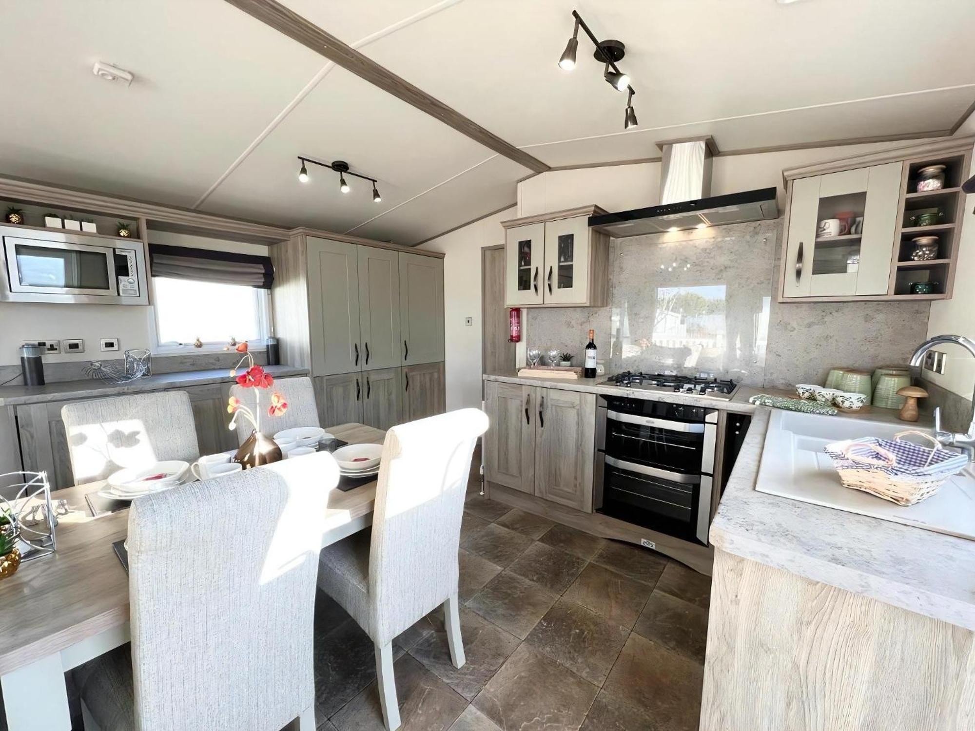 Stunning Caravan With Full Lake View At Southview Holiday Park Ref 33004Ml Skegness Kültér fotó